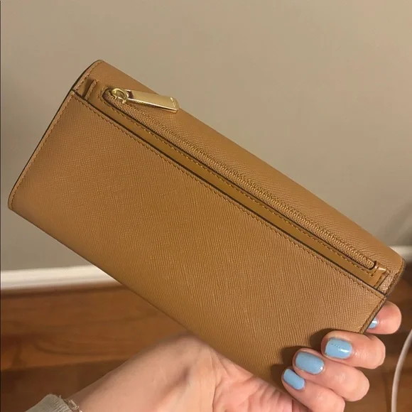 COACH Saffiano leather continental flap wallet toffee - Picture 3 of 5